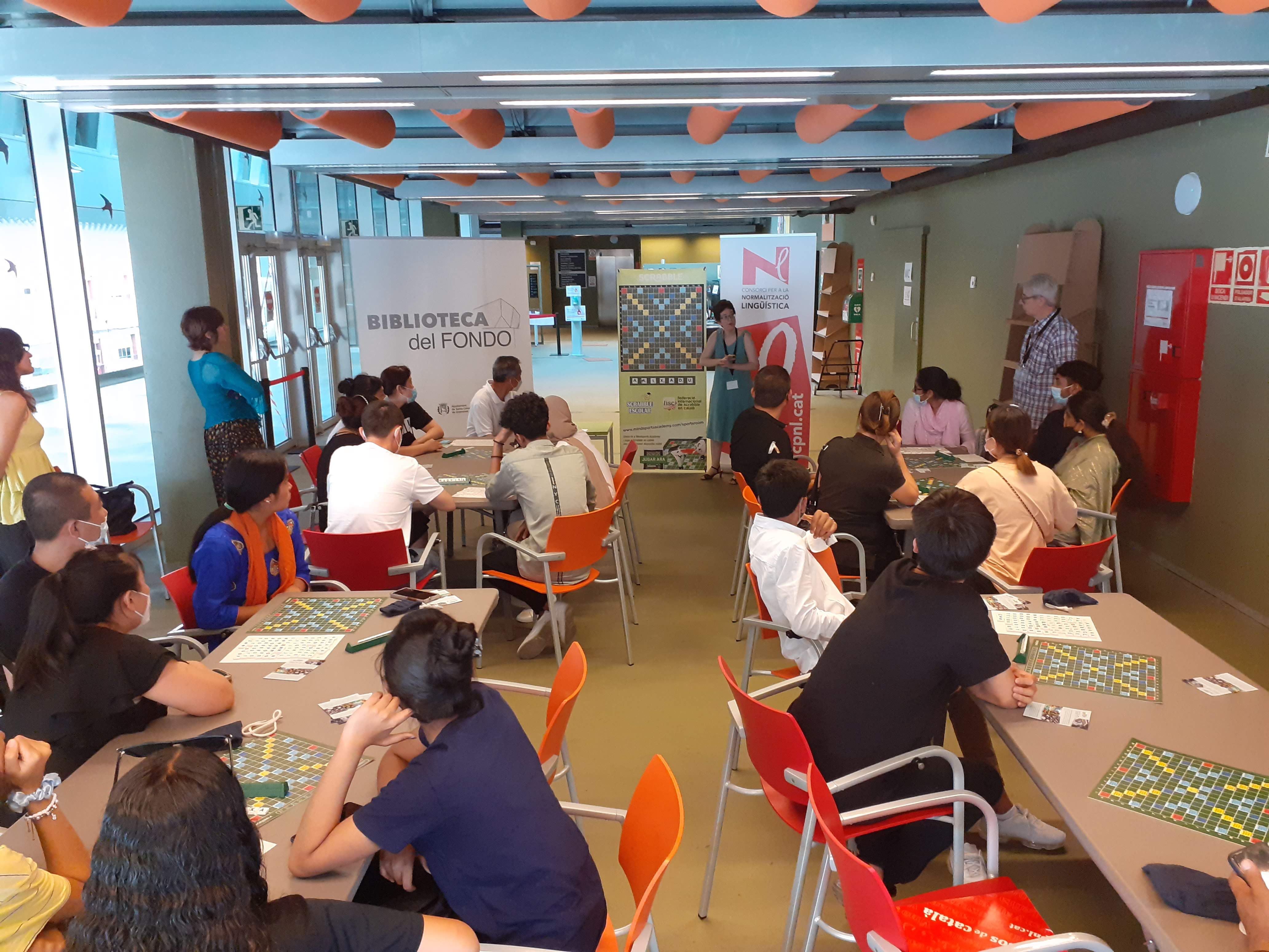 Juguem a l'Scrabble per celebrar el final del curs Notícies CNL L